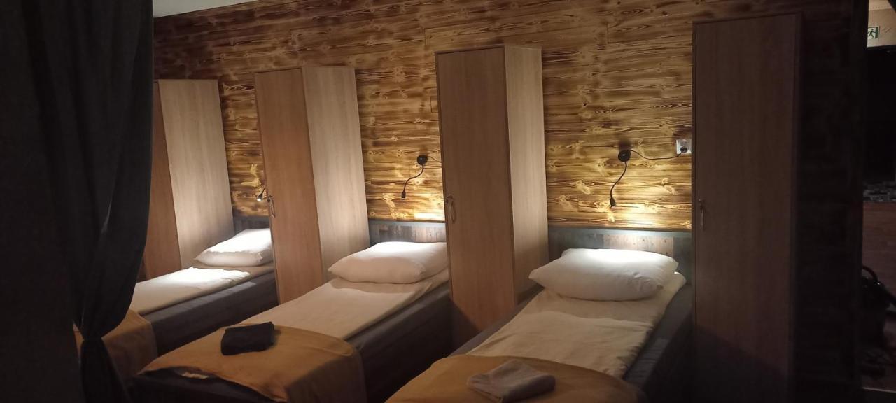 Zajazd Albatros Rzeszow Spa Esterno foto