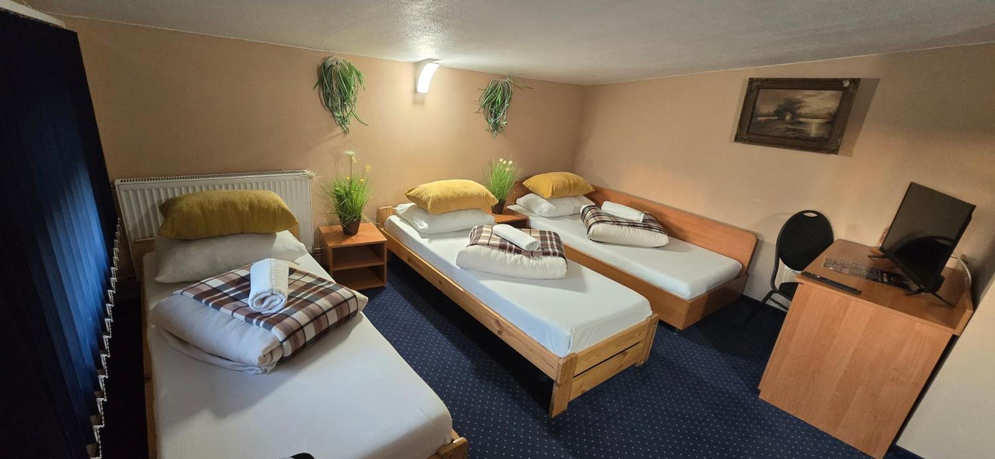 Zajazd Albatros Rzeszow Spa Esterno foto