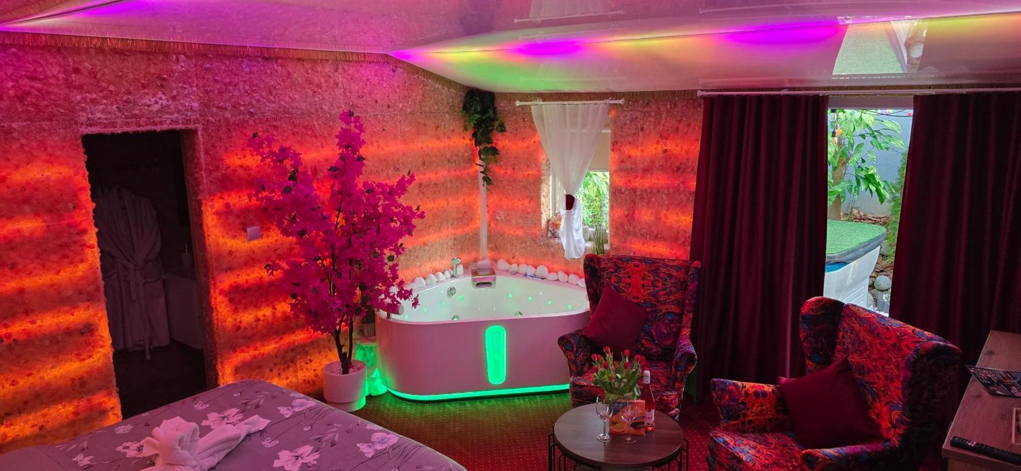 Zajazd Albatros Rzeszow Spa Esterno foto