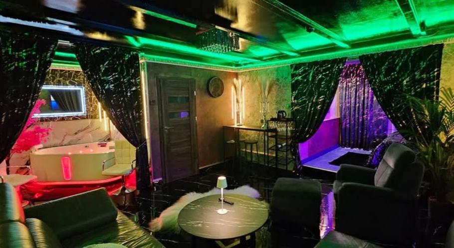 Zajazd Albatros Rzeszow Spa Esterno foto